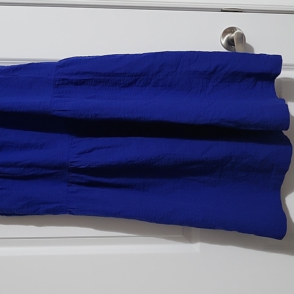 ✅✅ SOLD ✅✅Old Navy Women's Blue Fit & Flare Tiered Seersucker All-Day Maxi Dress - Picture 6 of 6